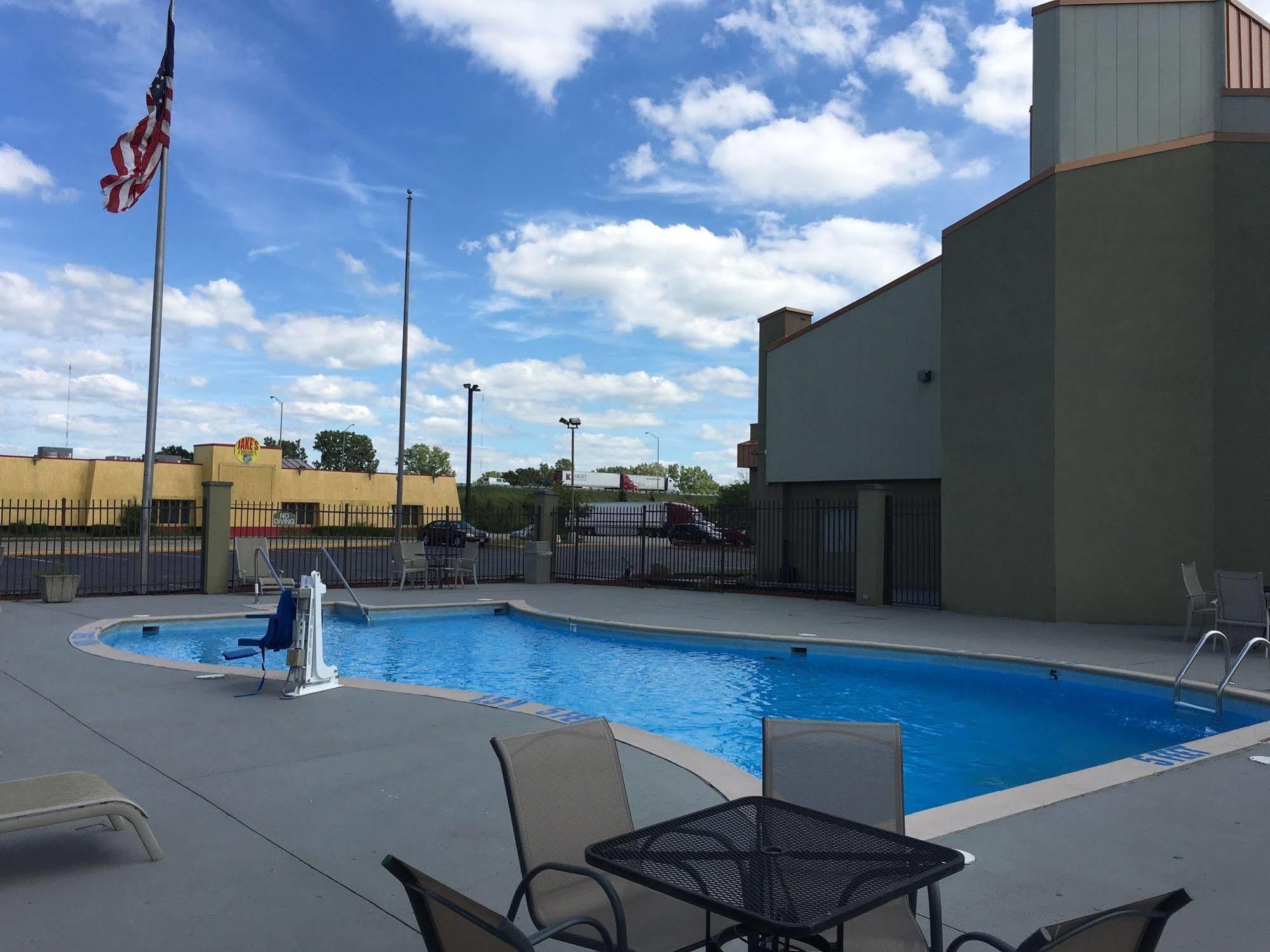 Country Inn & Suites By Radisson, Indianapolis East, In Luaran gambar